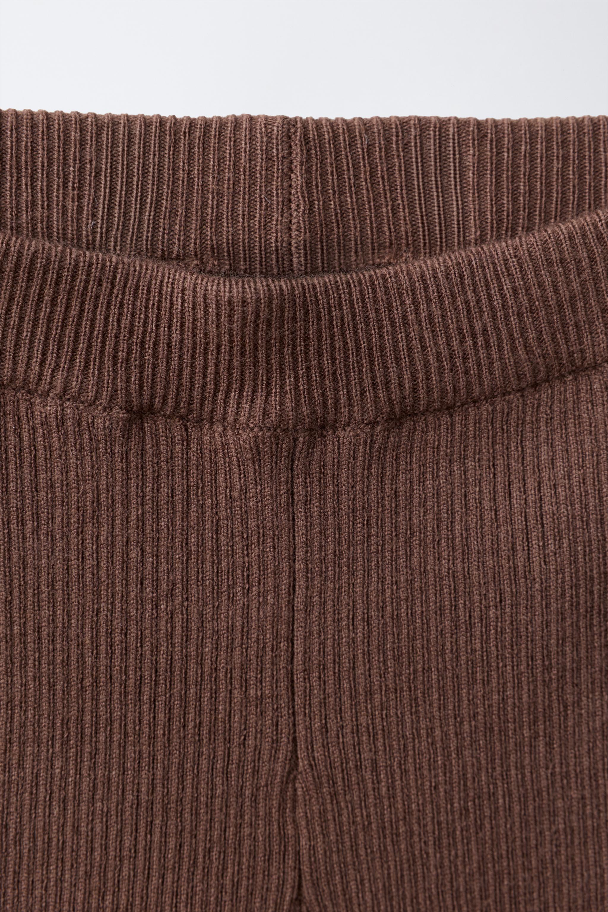 RIBBED FLARE LEGGINGS